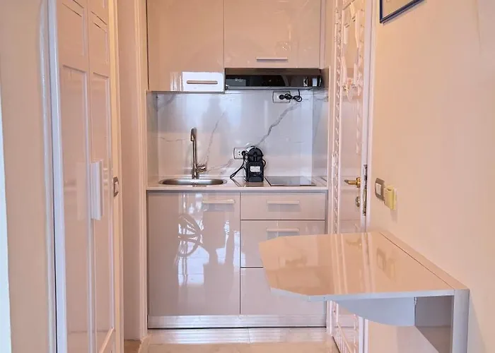 Domina Coral Bay King Apartment