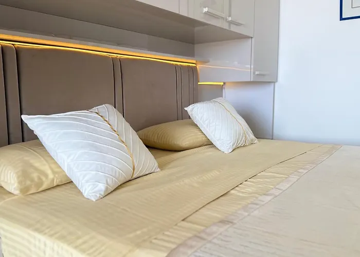 Apartment Domina Coral Bay King